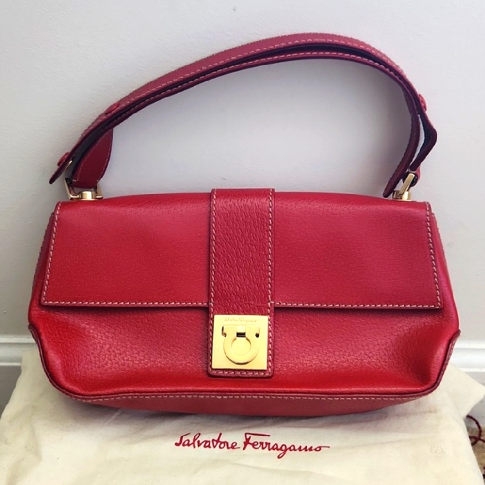 SALVATORE FERRAGAMO SMALL PURSE